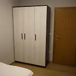 Urbanest 아파트 *